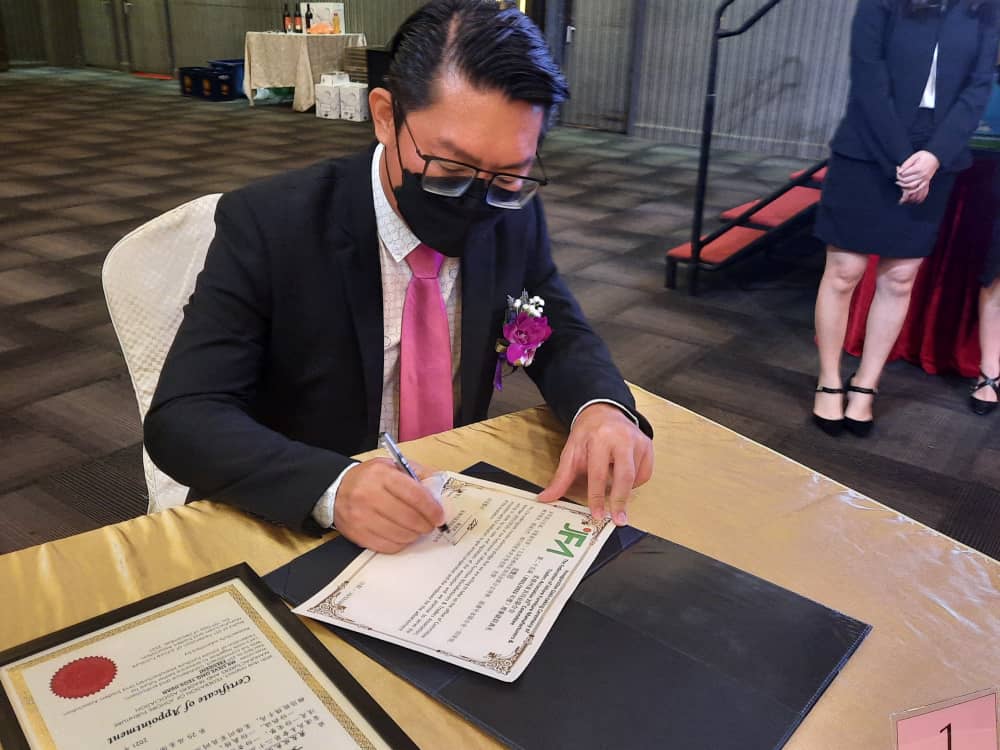 柔:新闻:黄友欢:家具业缺工业用地劳工 促政府减申请繁文缛节