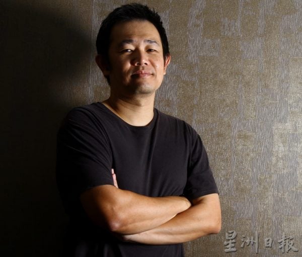 柔:时尚记事簿:(12月18日见报)生态缸造景如大自然缩影,让人沉静自然世界