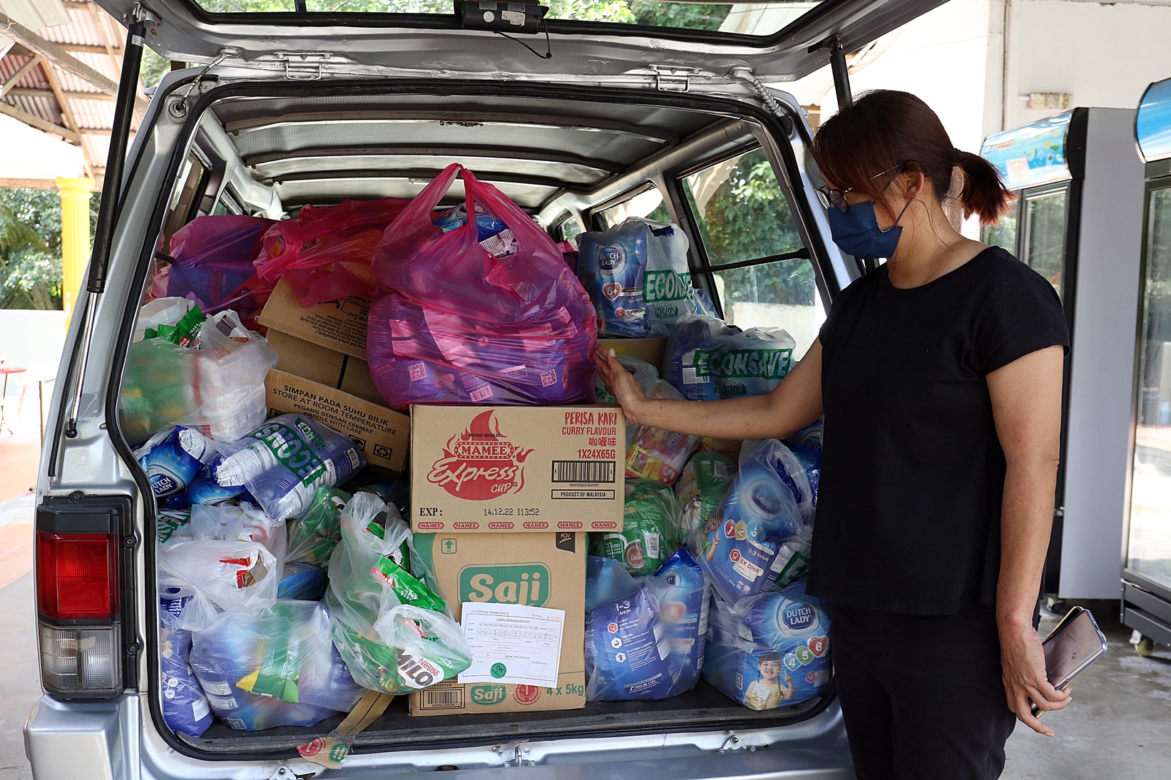 柔:特稿:年底或迎强降雨 柔南居民备战防灾