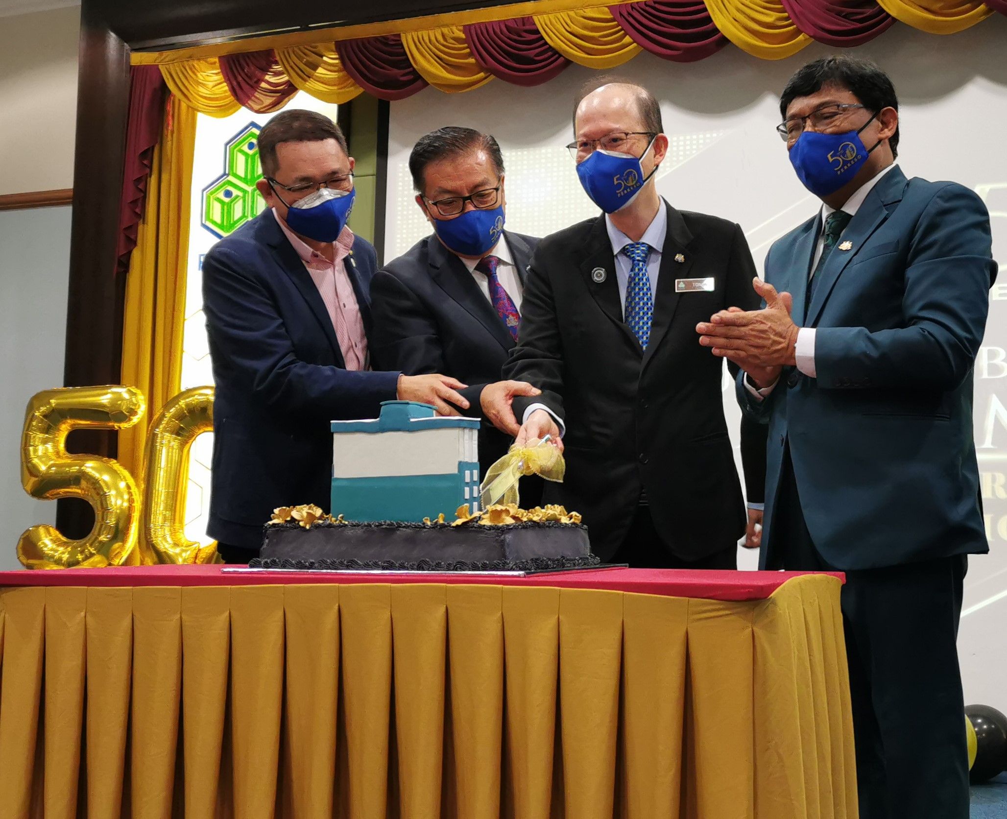 柔:莫哈末依扎:去年至今年6月 柔社险助2.9万失业者谋职