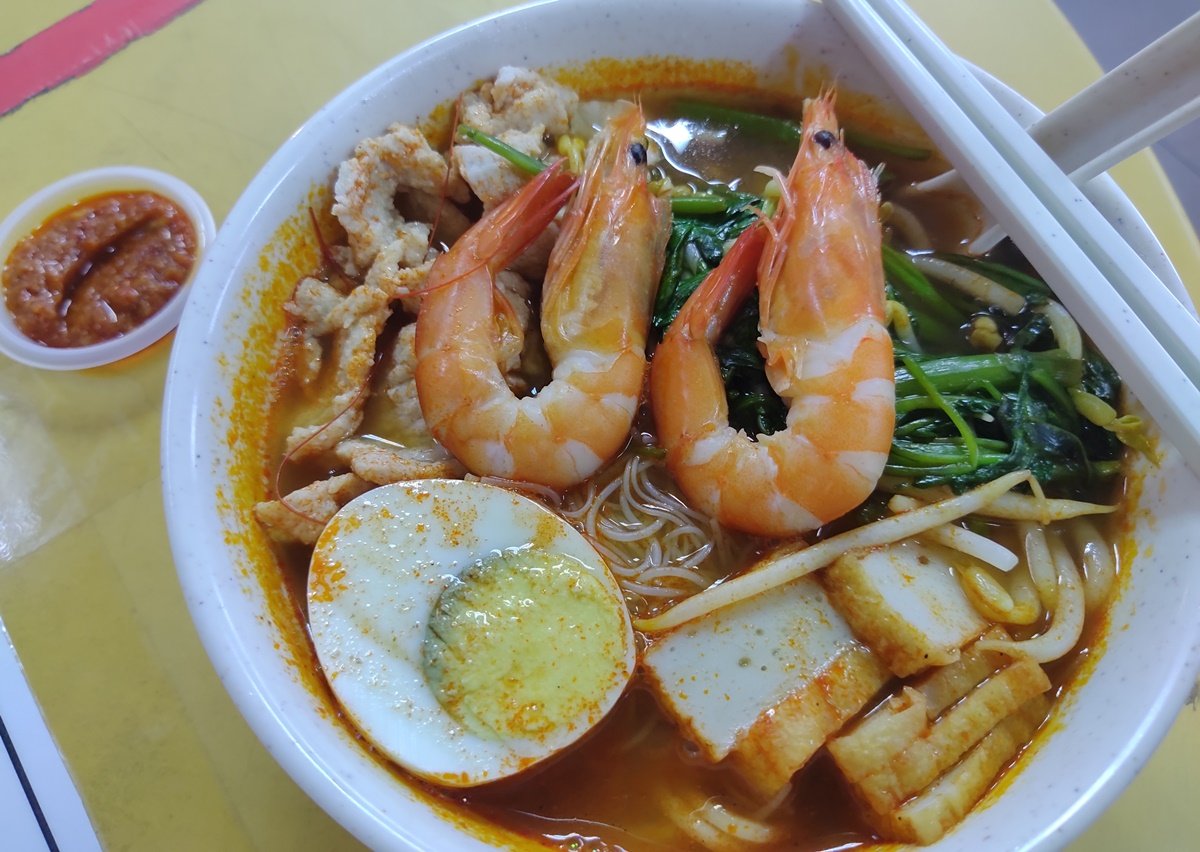 柔：食客指路（12月7日见报）：汤头鲜甜浓郁，虾面满足味蕾令人钟情