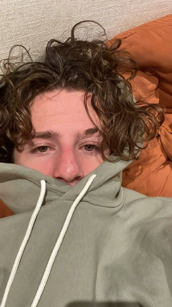 查理普斯自曝确诊冠病