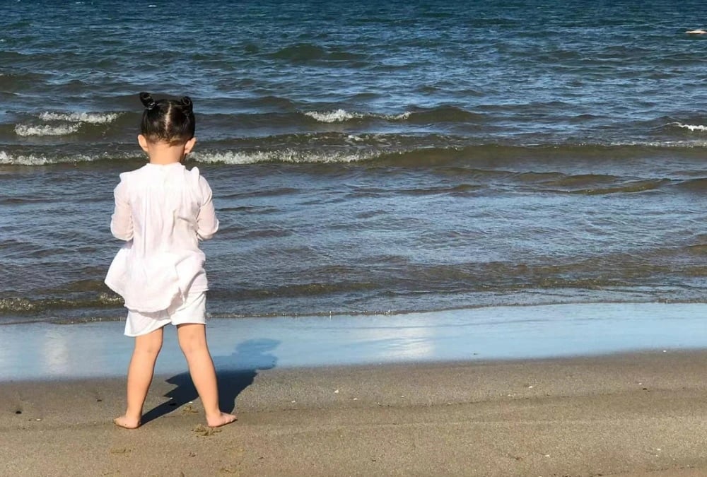 汪小菲思女心切凌晨晒照 呼唤“想你我的宝宝”	