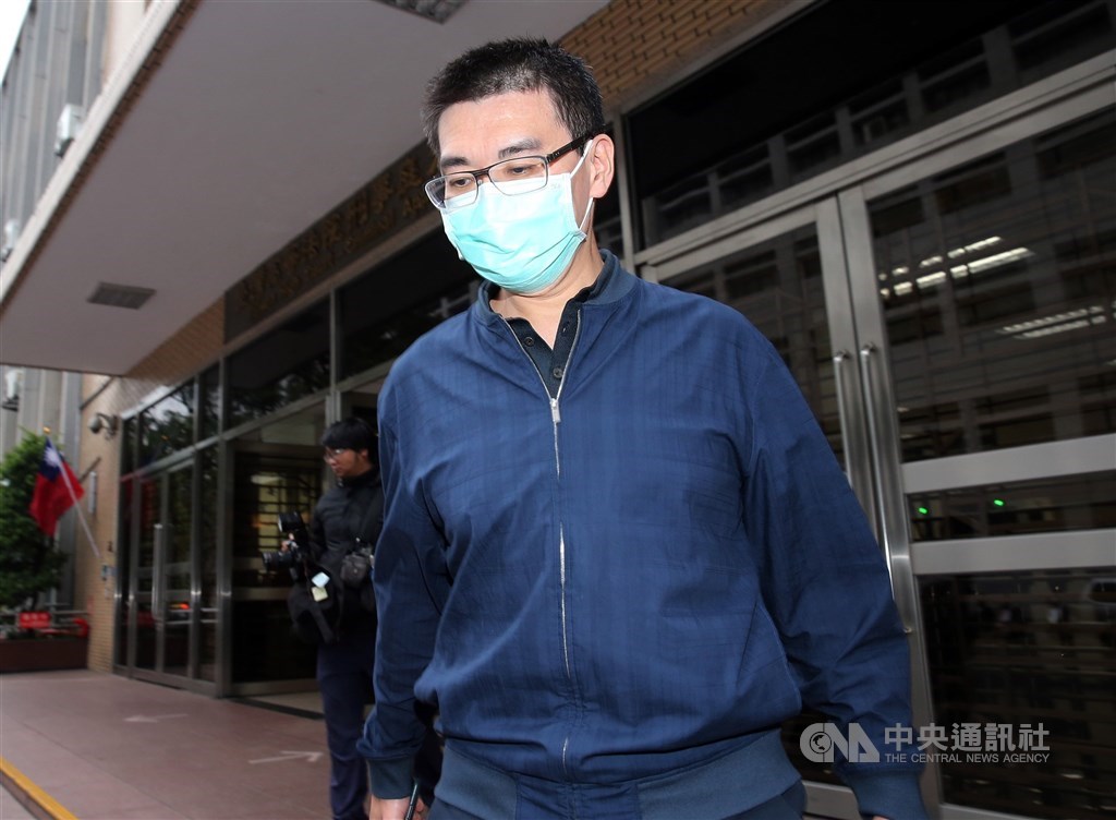 涉内线交易伪证案 陈水扁女婿获刑3年10个月