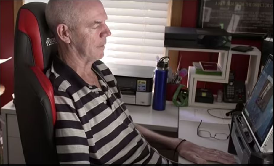 澳洲渐冻人安装“脑机介面” 用思想发布首个推文