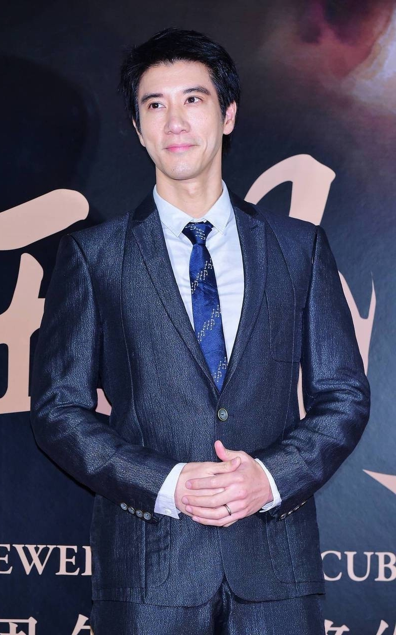 王力宏凉了！ 遭多家品牌解约  “龙的传人”潮牌被秒下架