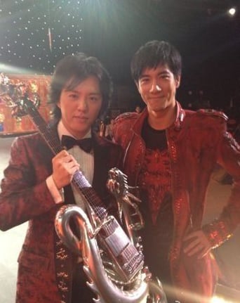 王力宏李云迪双陷约炮丑闻  网酸“真是绝配！”