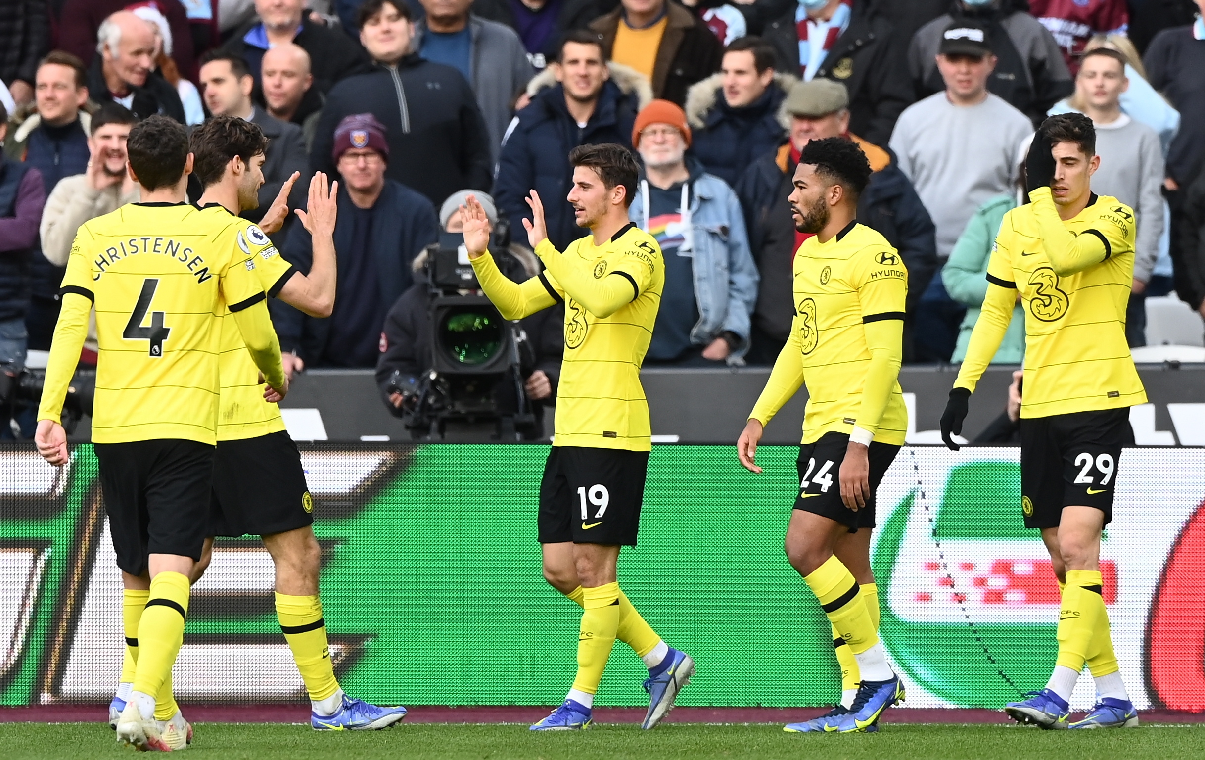 睽违欧冠10年  朗尼克打铁趁热