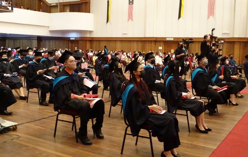 社区学校/拉大金宝分校举办实体毕业礼 2天共1058毕业生参与