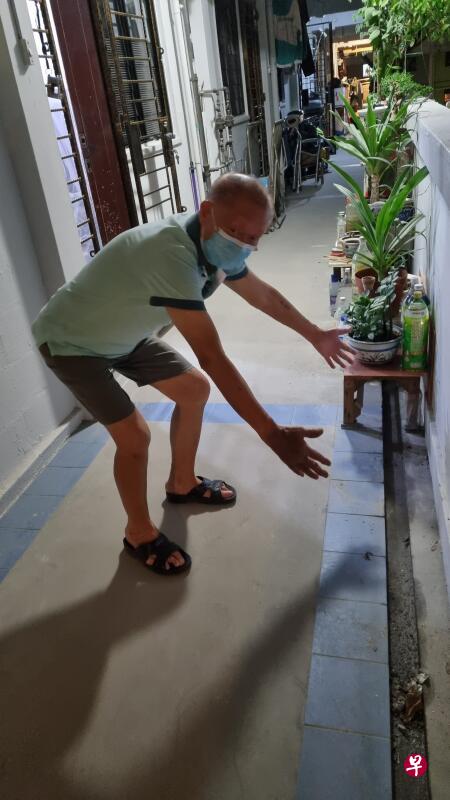 组屋翻新邻居反目 床架越界吵架报警