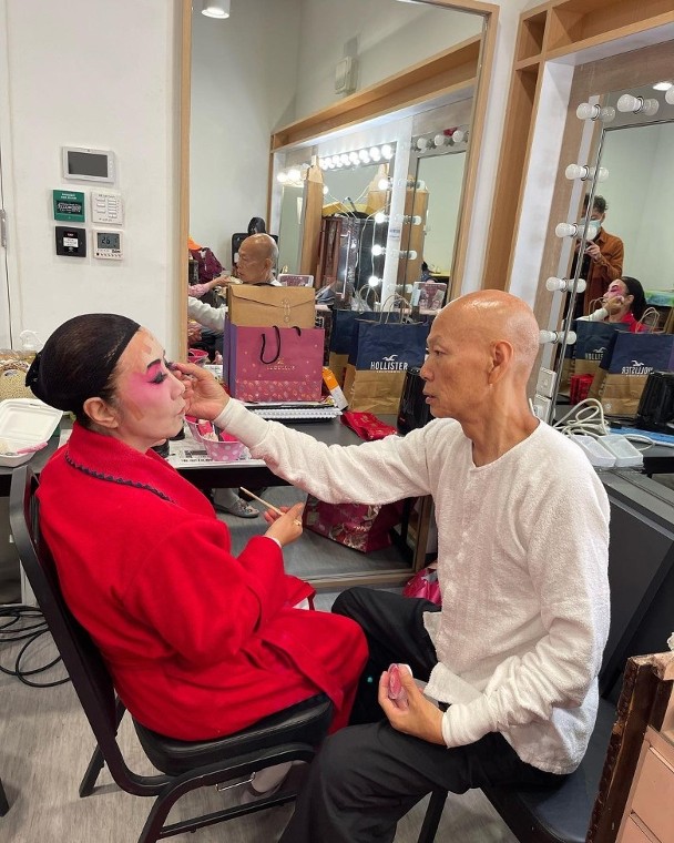 罗家英高台跃下发生意外　汪明荃惊吓一场	