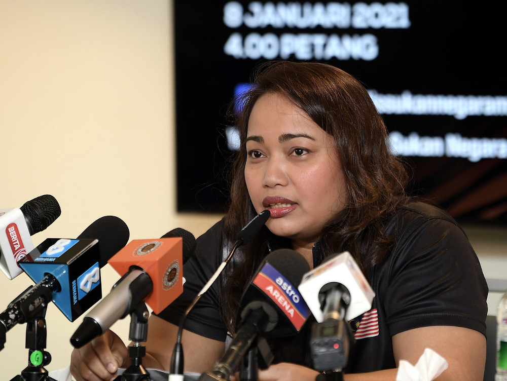 自中风后健康每况愈下  莎琳父亲睡梦中逝世