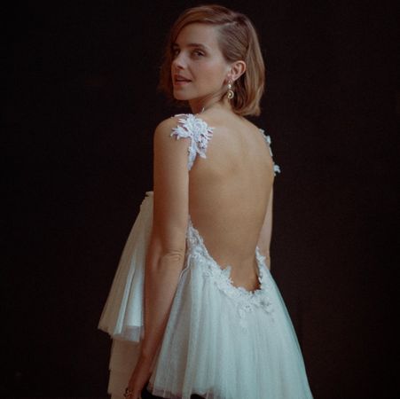 艾玛华森爆演“奇异博士”妻子 网忧14岁年龄差像父女	