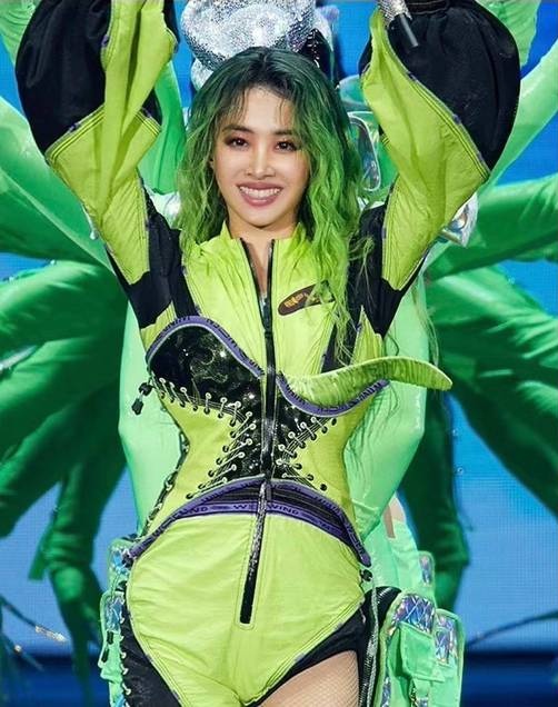 蔡依林马甲被抄袭 韩女团道歉买到山寨版