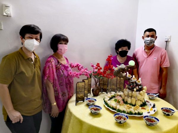 融入荷塘月色创作 珠宝广西会馆夺冠