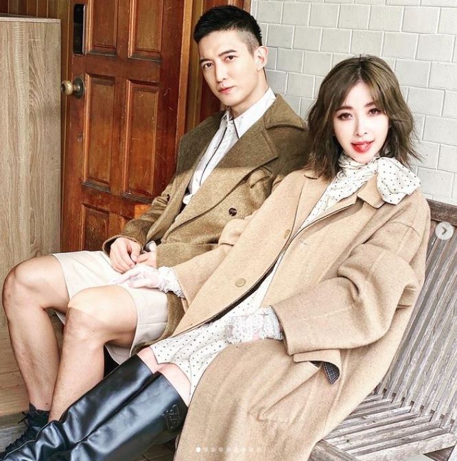 许维恩公开白纱侧拍花絮  王家梁表情成亮点