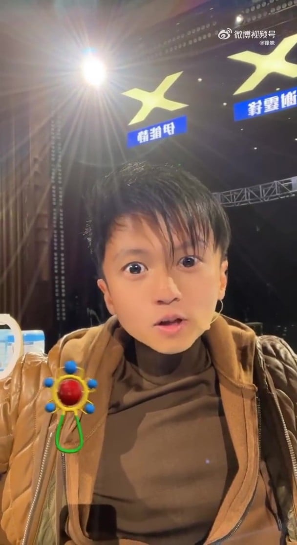 谢霆锋基因超强 “返老还童”撞脸儿子Quintus