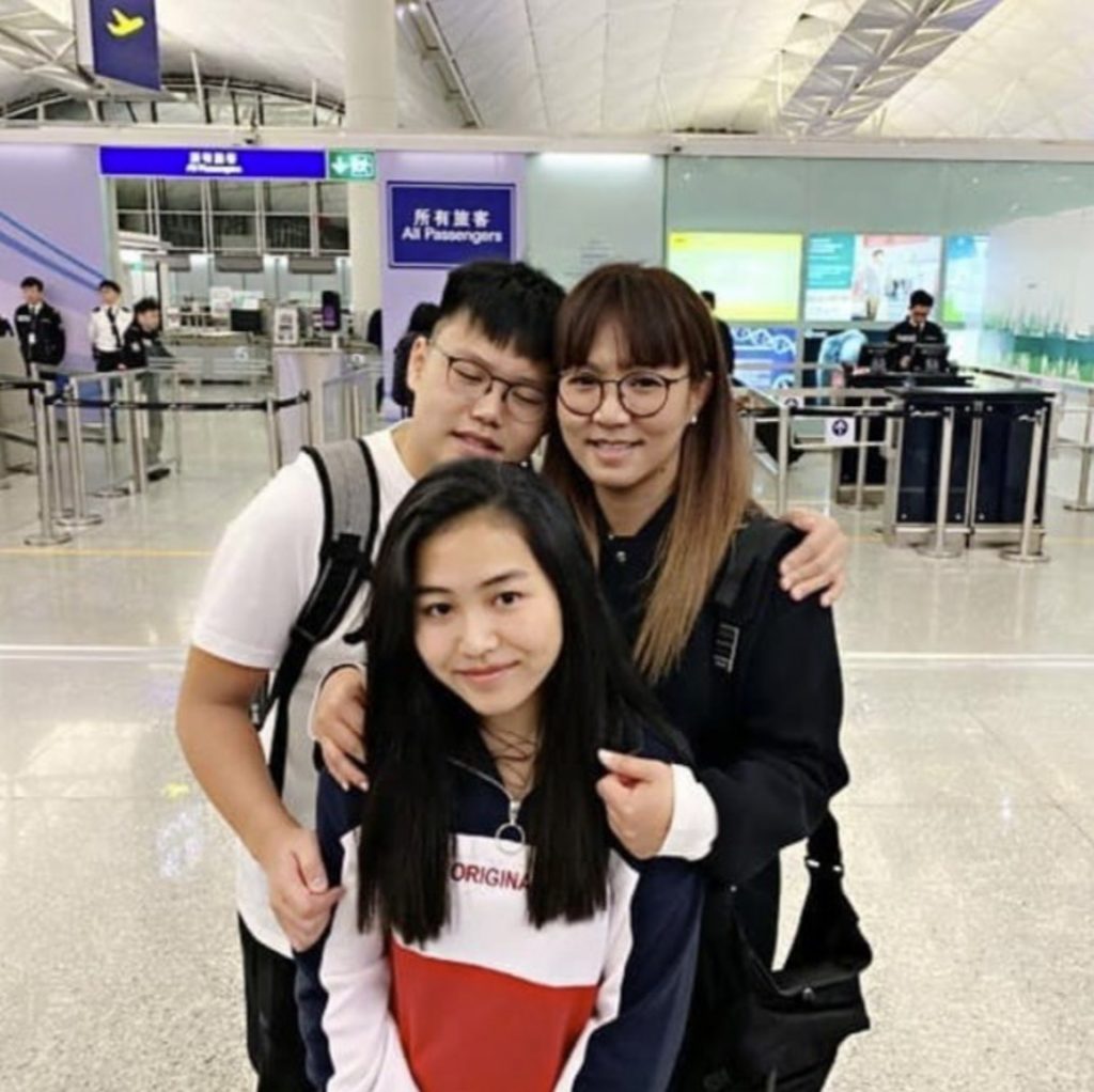 送女儿出国升学被批不爱国 黎瑞恩无奈:为什么这么大反应