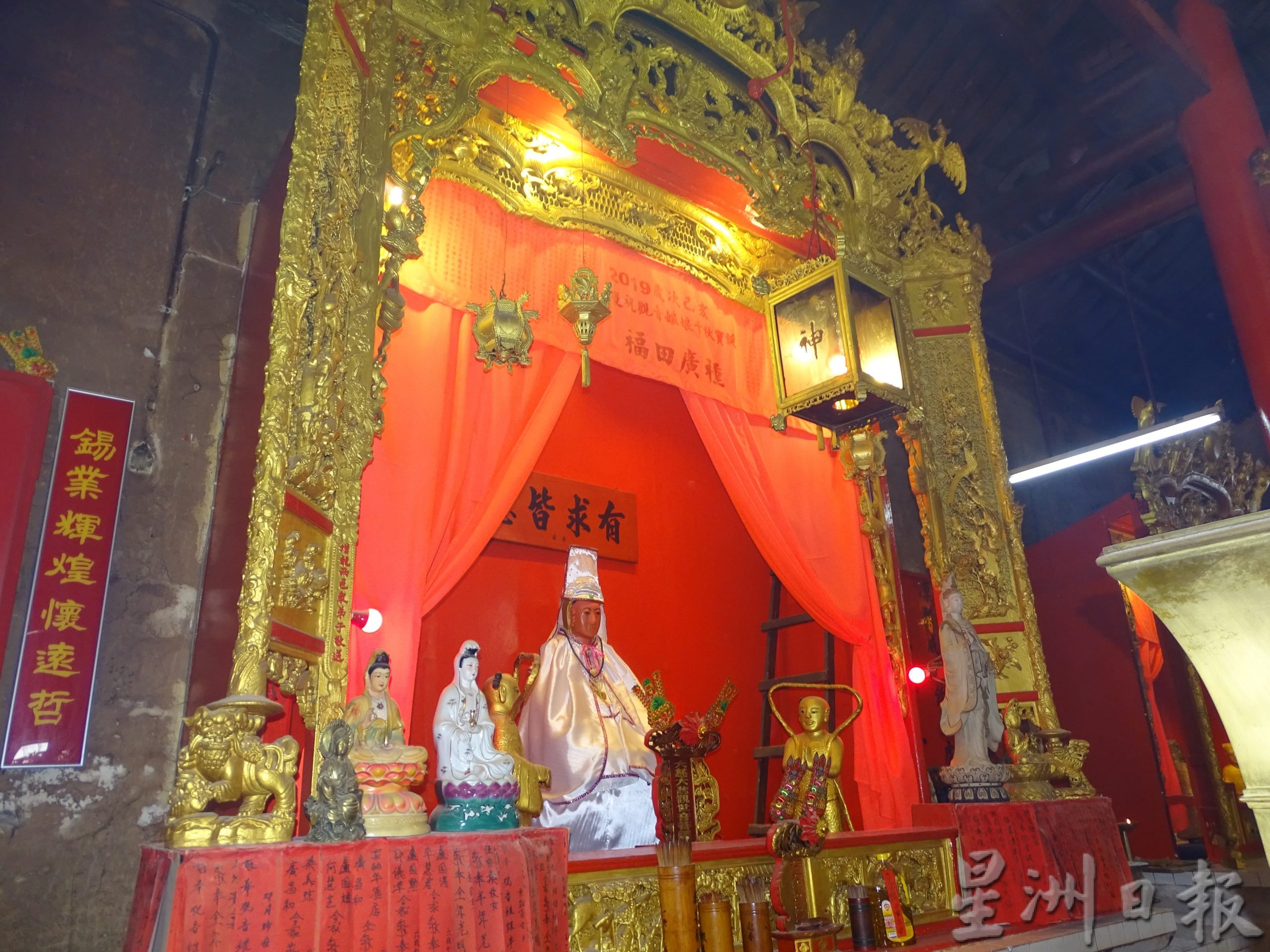 霹：29日见报／封底主文／生活画页//百年古庙见证历史变迁