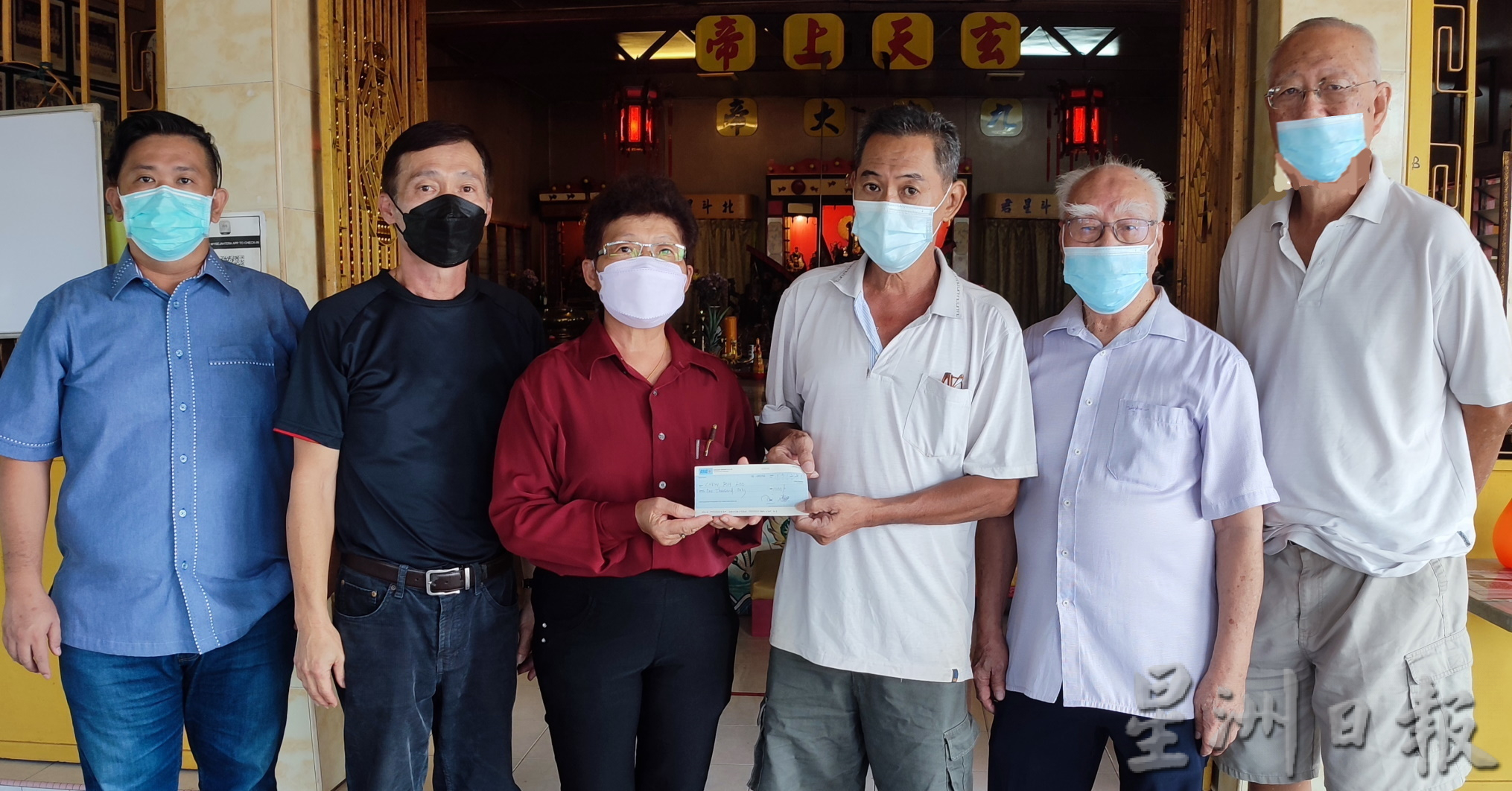 霹:小版头/孝顺儿患未期肺癌 盼捐助延续生命