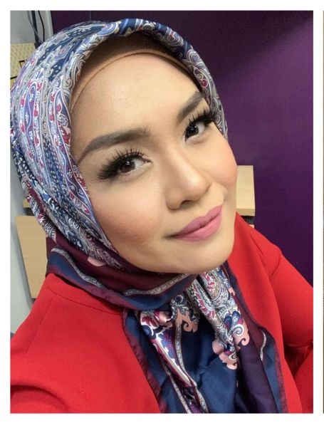 马来女歌手一家七口确诊 居家隔离挤1间房