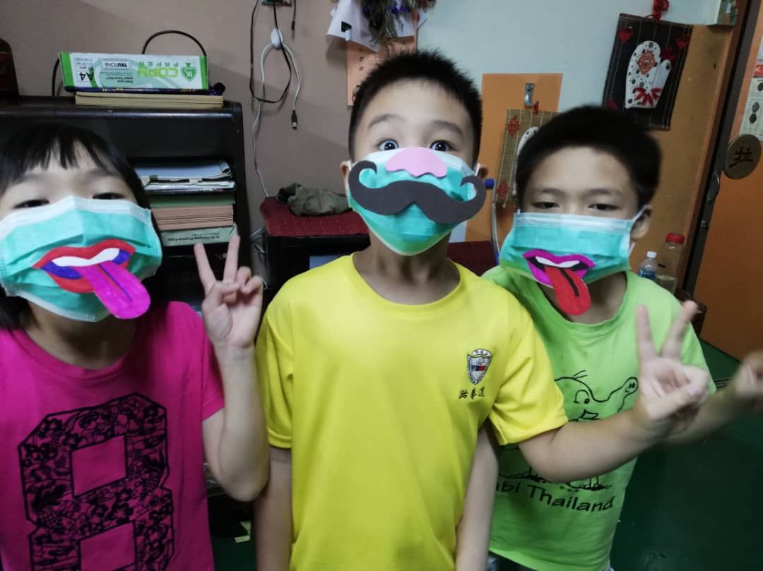 （12/12）有故事的人-儿童美术教学须活泼--邱俊理（儿童美术老师）