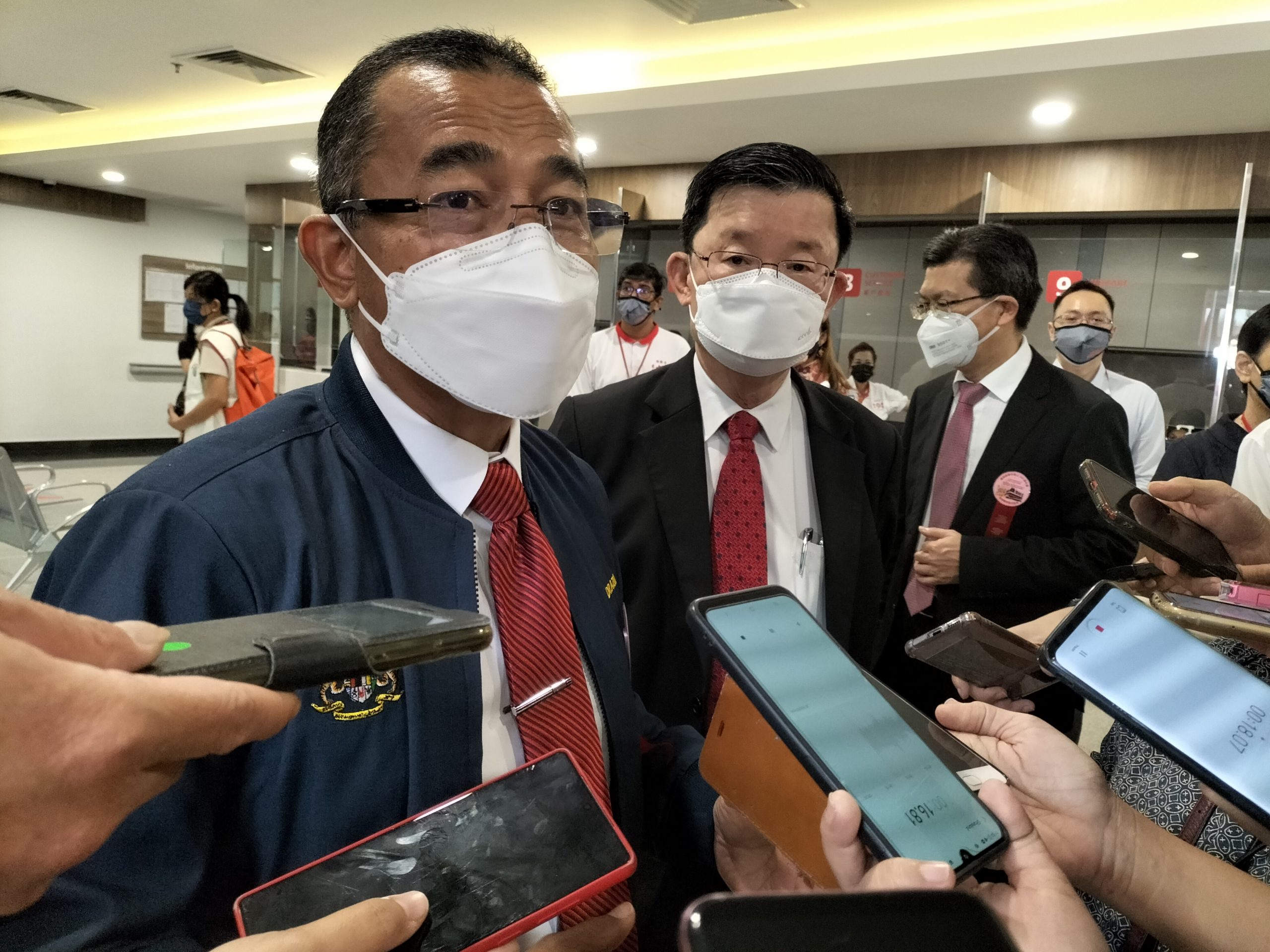 (全国版)诺阿兹米:卫生部慎防水灾引发的传染病