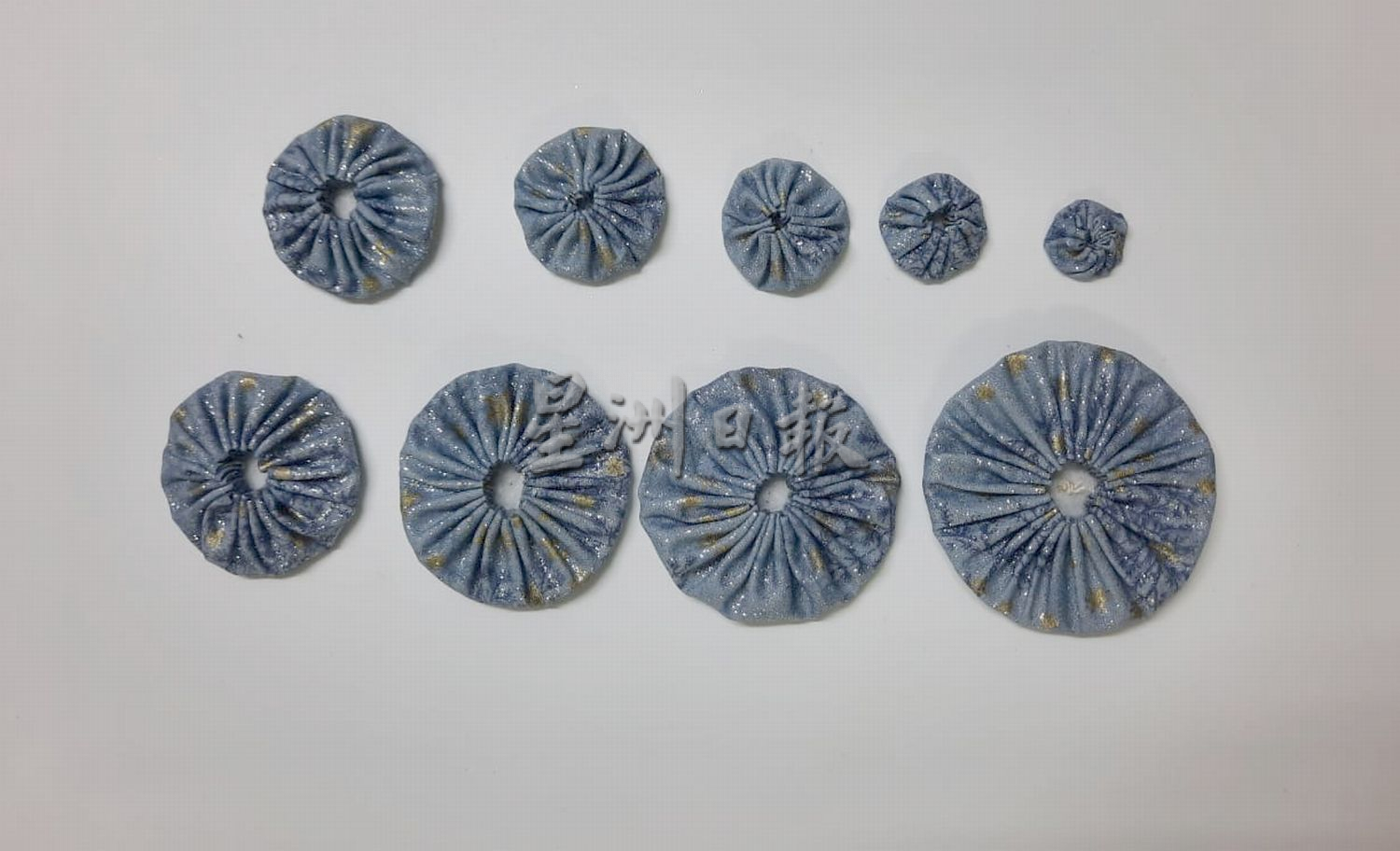 （古城封底主文）Yoyo花布艺圣诞树，用自己的手作布置家里