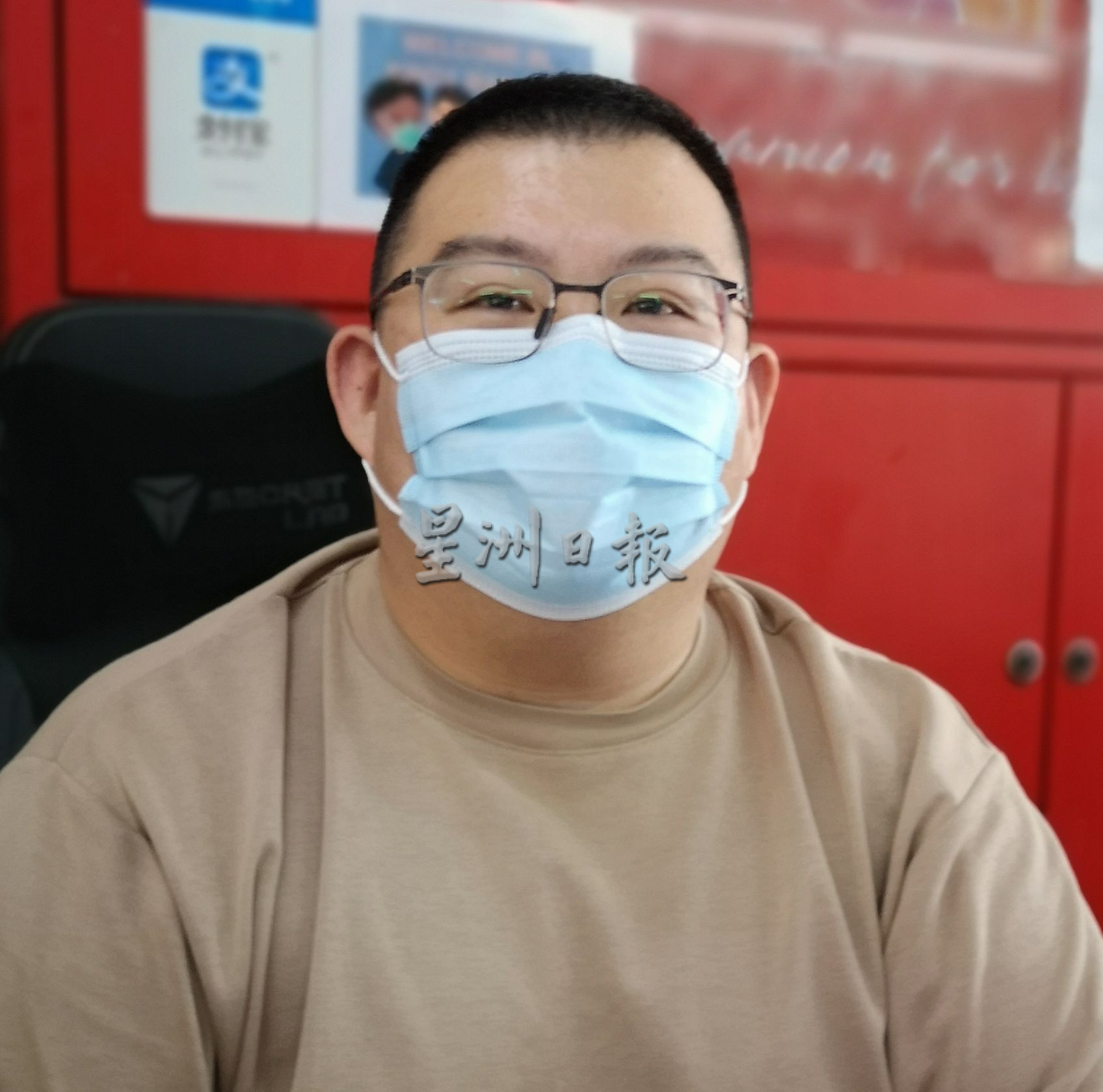 (古城封面主文)受涨价及市道不佳,2022年日历销量锐减超过一半
