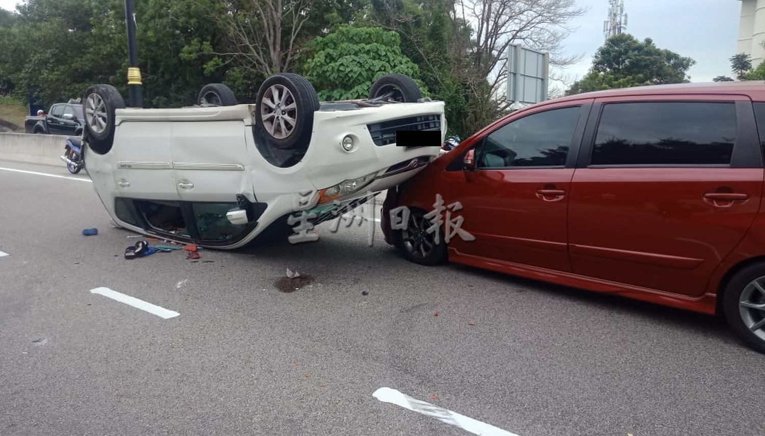 (古城版)5车1罗里连环撞