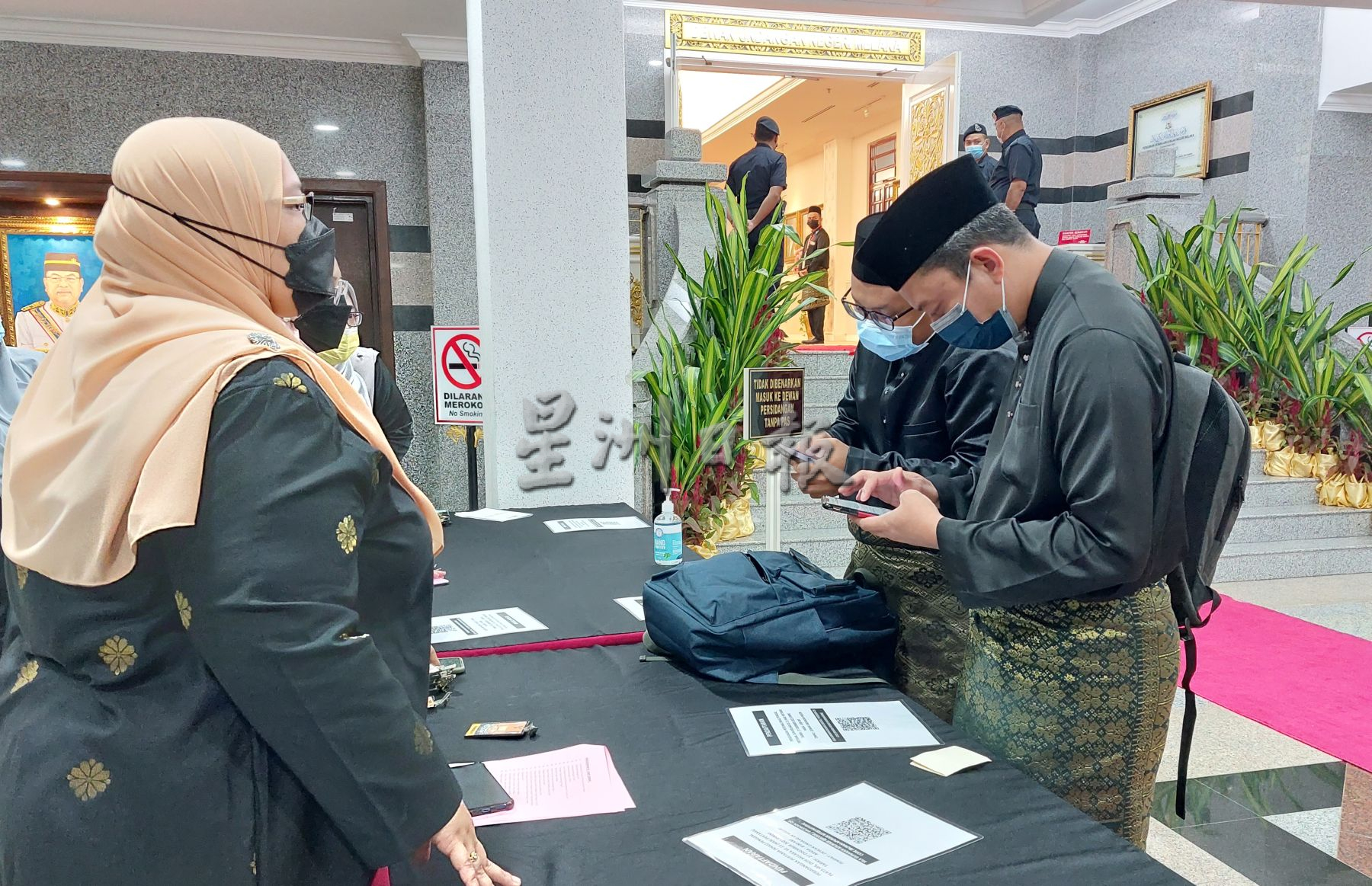 （古城版）刘志俍被选为州议会账目委员会主席