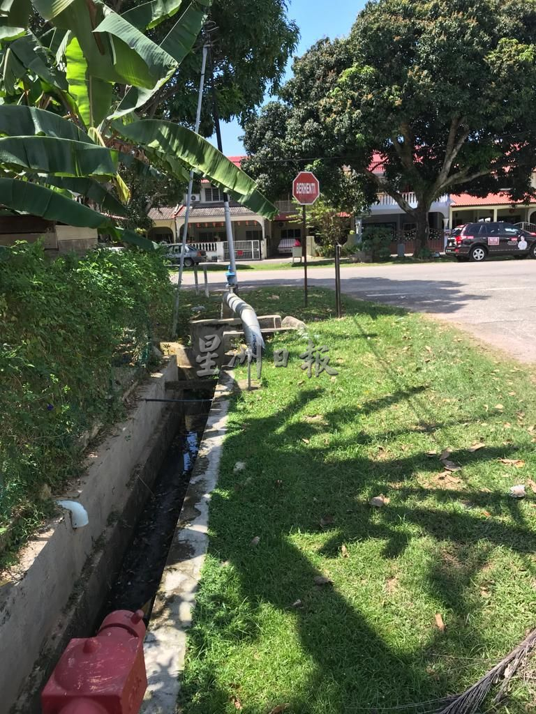 (古城第三版主文)德利玛两条路发生闪电水灾 郭子毅促市议会提升排水沟