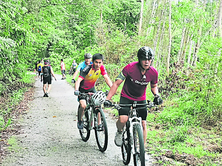（大北马）双溪吉舌电讯山成打卡热点 / 周边小镇食档人客多