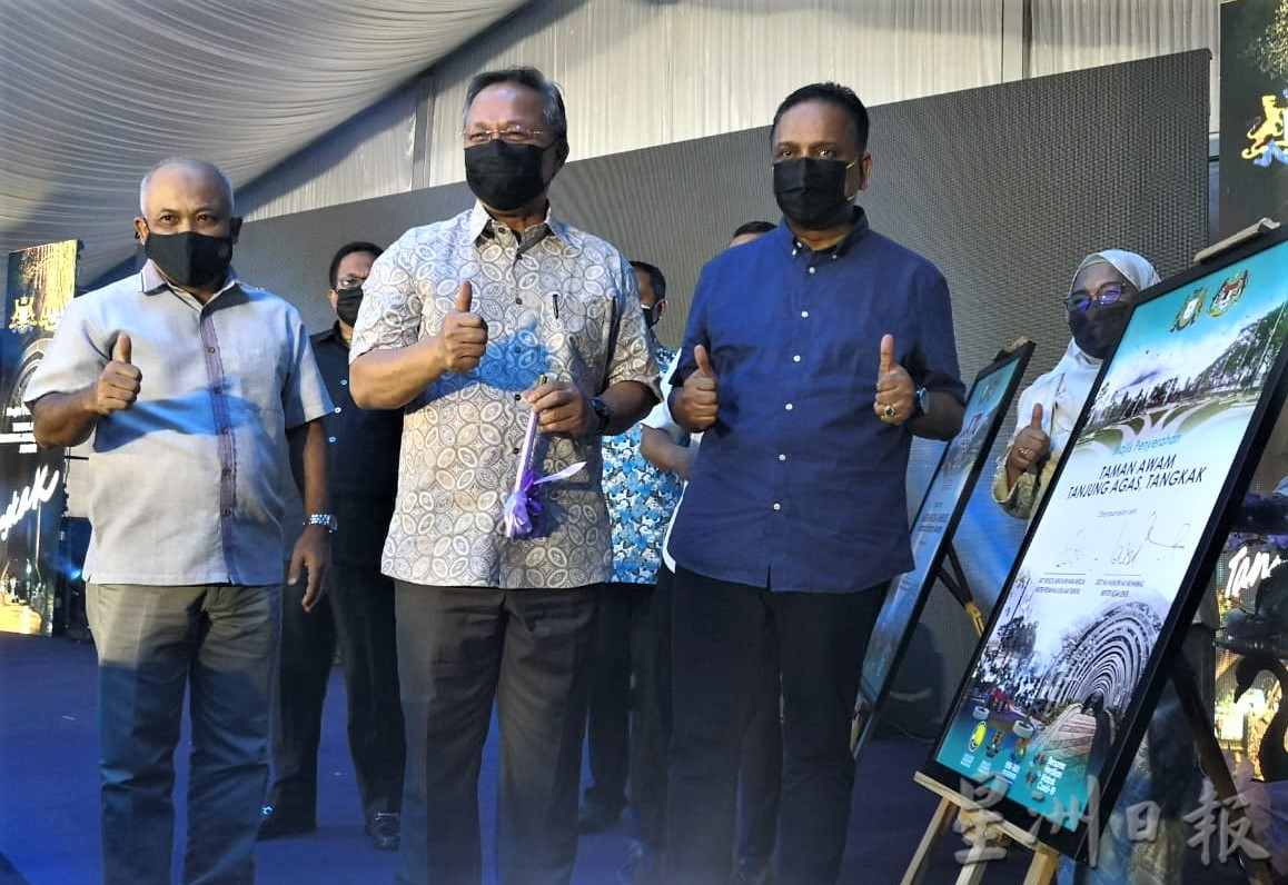 (已签发)柔:大臣:2022年对柔州至关重要,州政府提供援助金落实工程计划促进经济