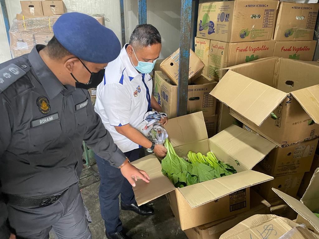 (已签发)柔:接菜价暴涨50%至100%投诉,贸消局“巴刹行动”发21封警告信