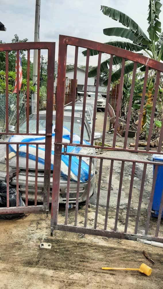 （版3头）大都会-跟进灾区的清理工作 12图