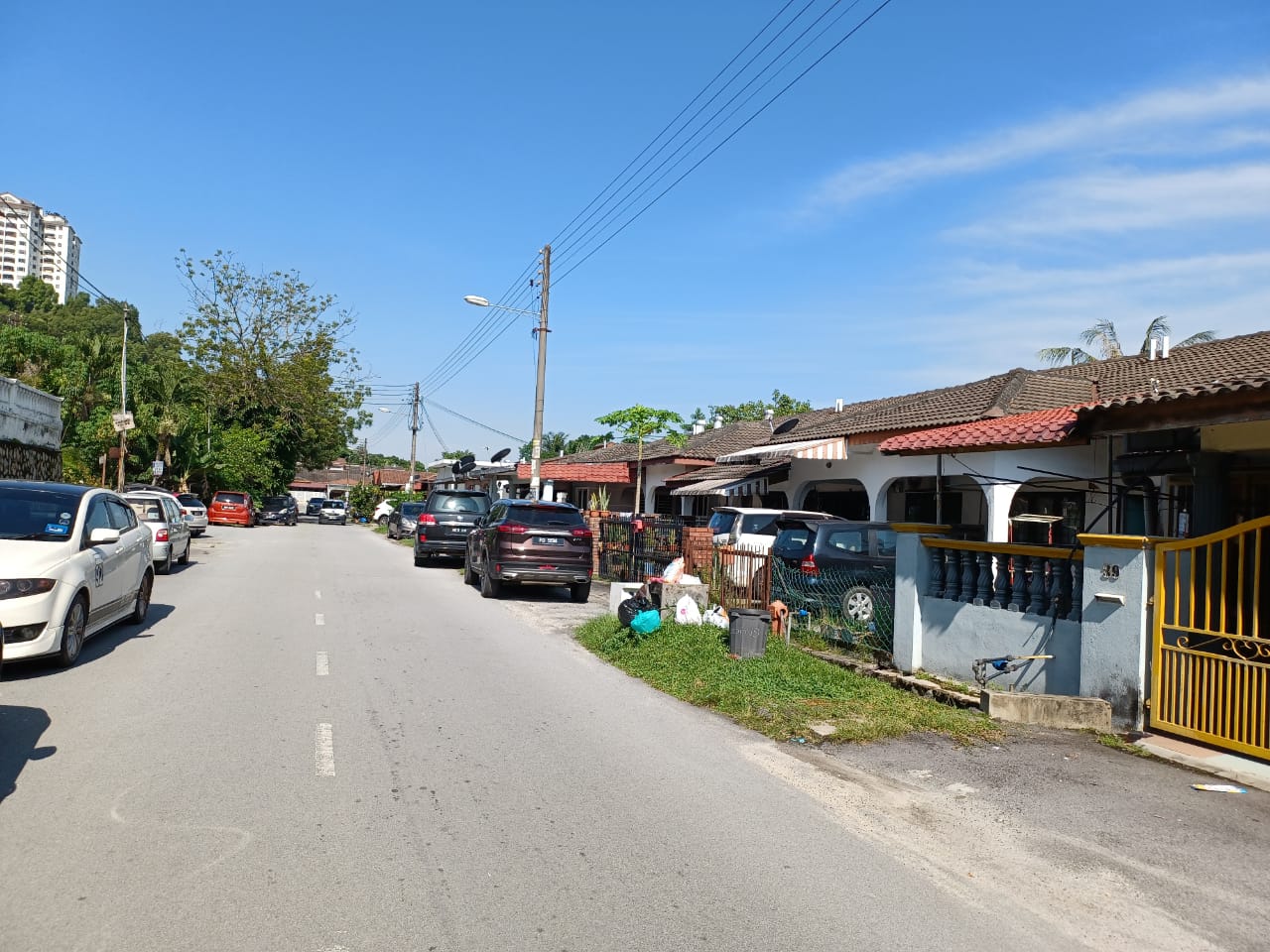 me （版2头）大都会/加影美华山庄第一期19路整30间屋子出现地陷和墙壁龟裂