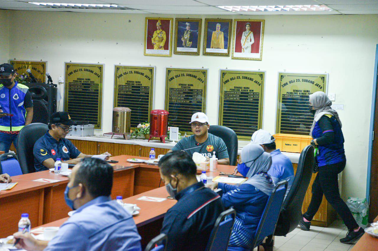 mz9头//大都会/雪州政府于明年拨6000万治水!