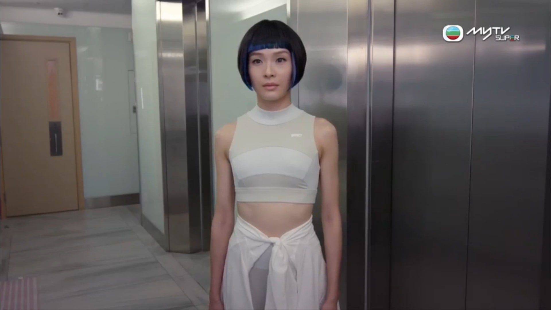 TVB视帝视后10强出炉︱锺嘉欣打入视后十强 袁伟豪无缘角逐视帝	 