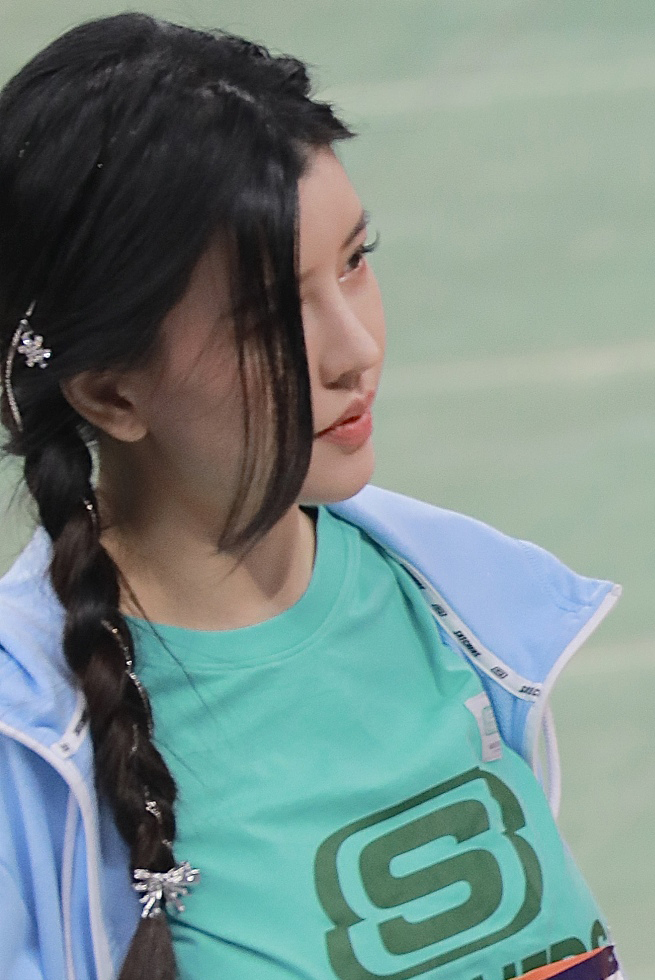 Yumi憔悴首现身照常录影 报警回执单遭爆造假