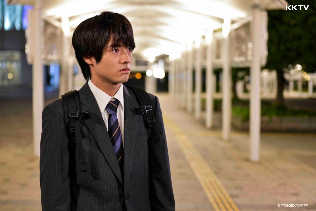 1天逾10明星染疫︱佐佐木希确诊 剧组11人呈阳