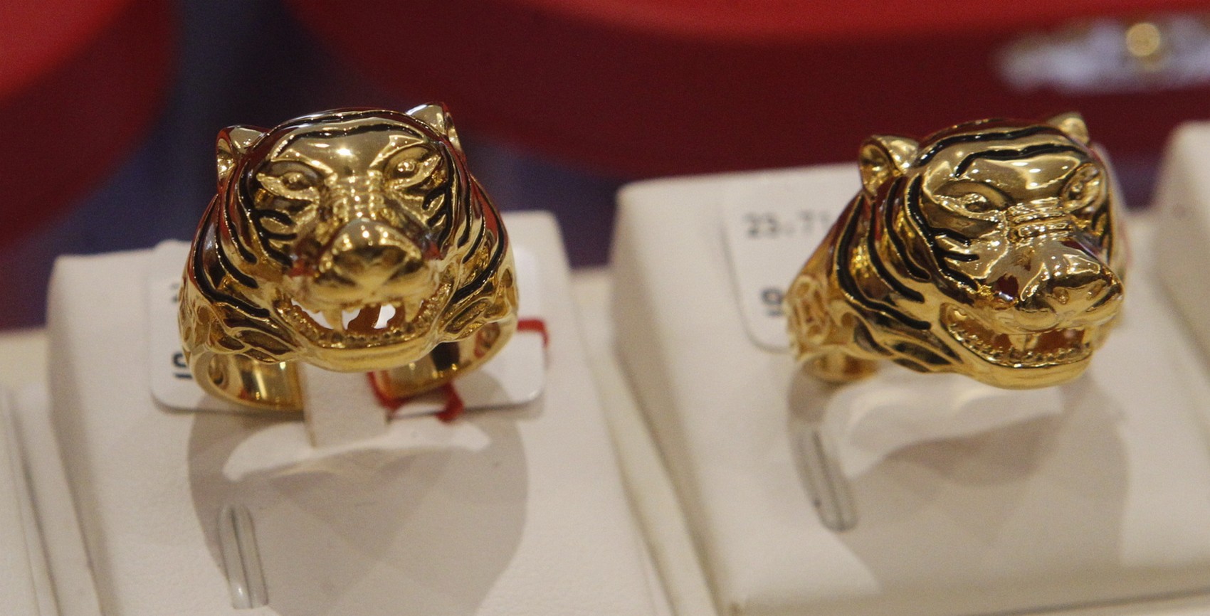 23/1/大都会/做三分二版就好/新春系列：多美金饰