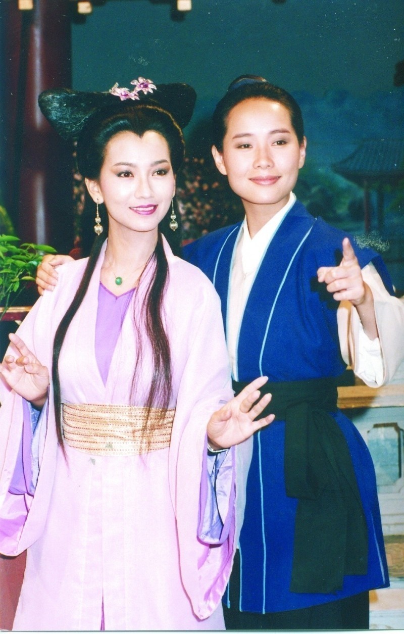 58岁穿短裙被歧视 叶童:年龄不是问题