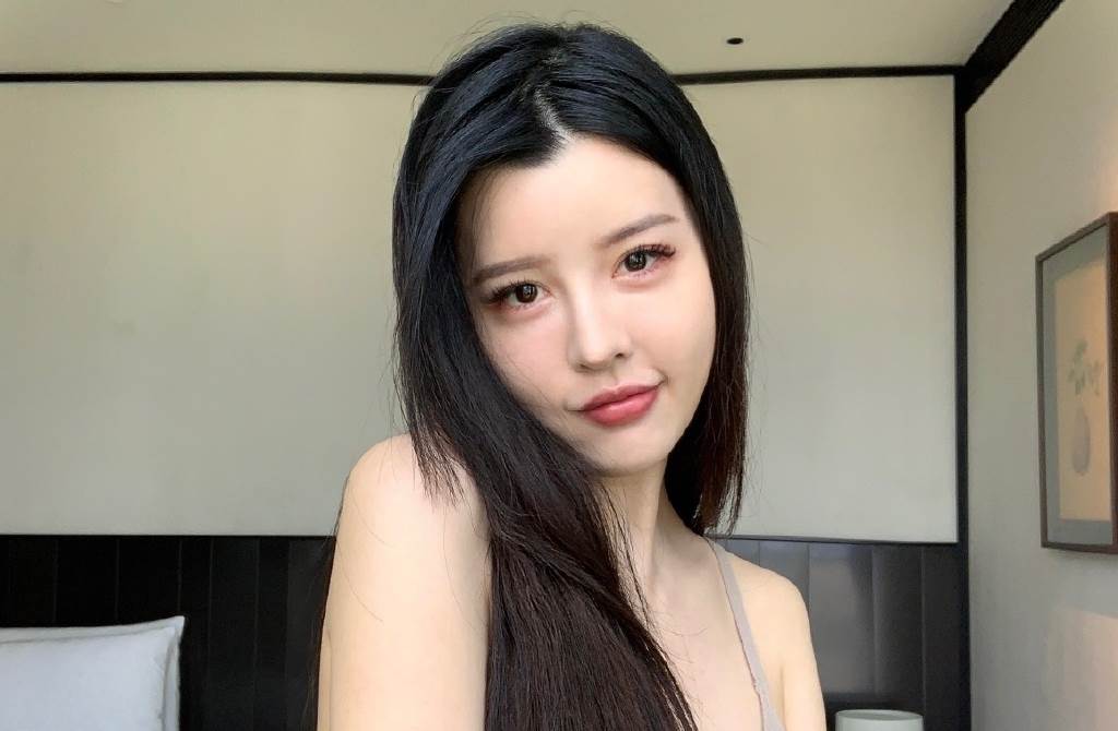 By2姐沉默13天首发声 爆Yumi住院中