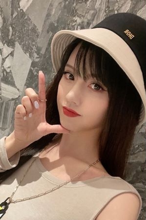 By2姐沉默13天首发声 爆Yumi住院中