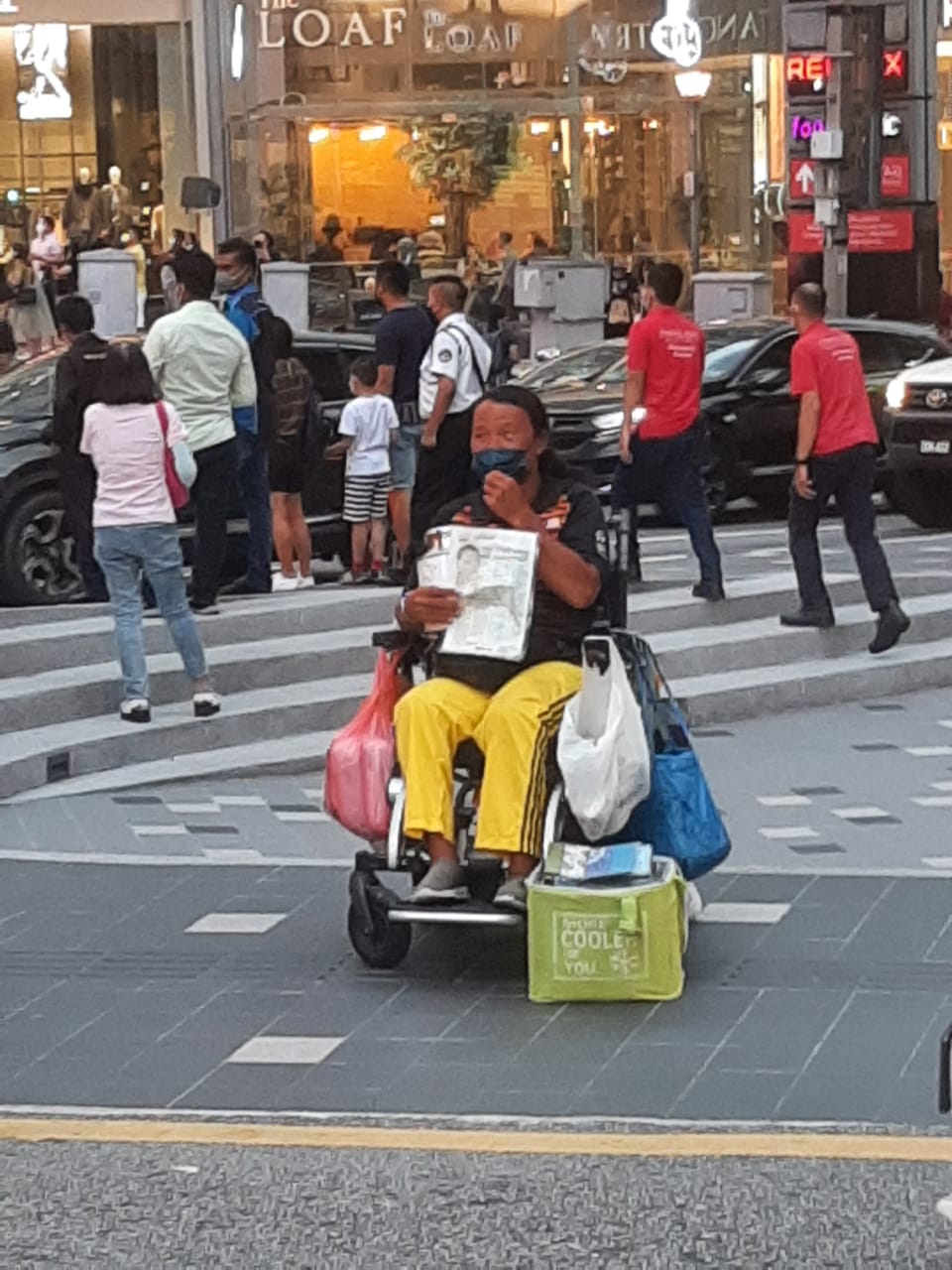 “人人都有不同的生活方式”  许丽萍：自力更生没有错