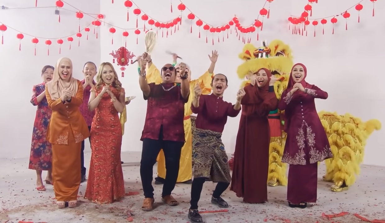 《咚咚锵》非一般新年歌  巫裔歌手来拜年了