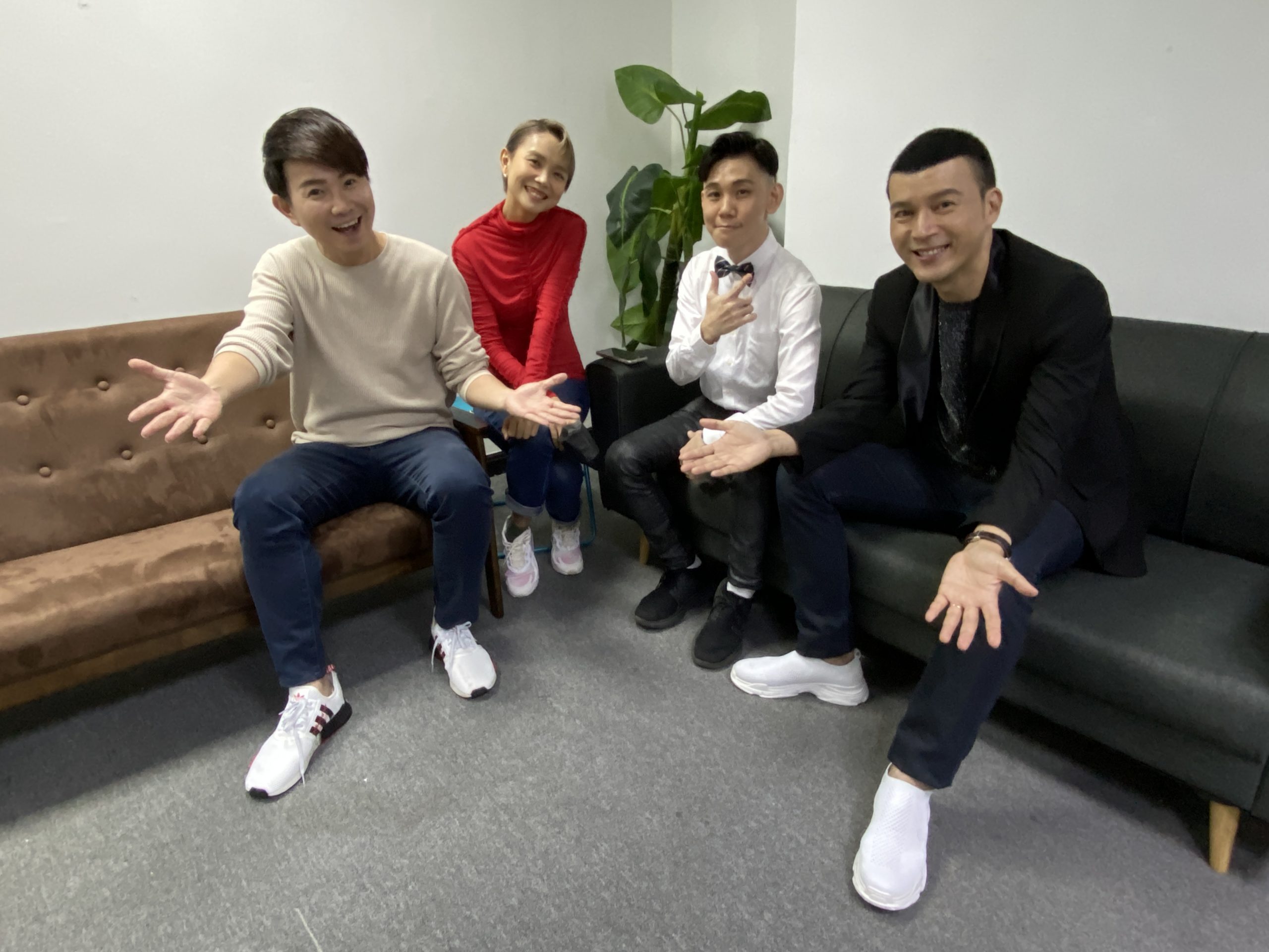 《盛放18点亮台庆》|叶俊岑抖黑箱内幕 叶剑锋急撇清