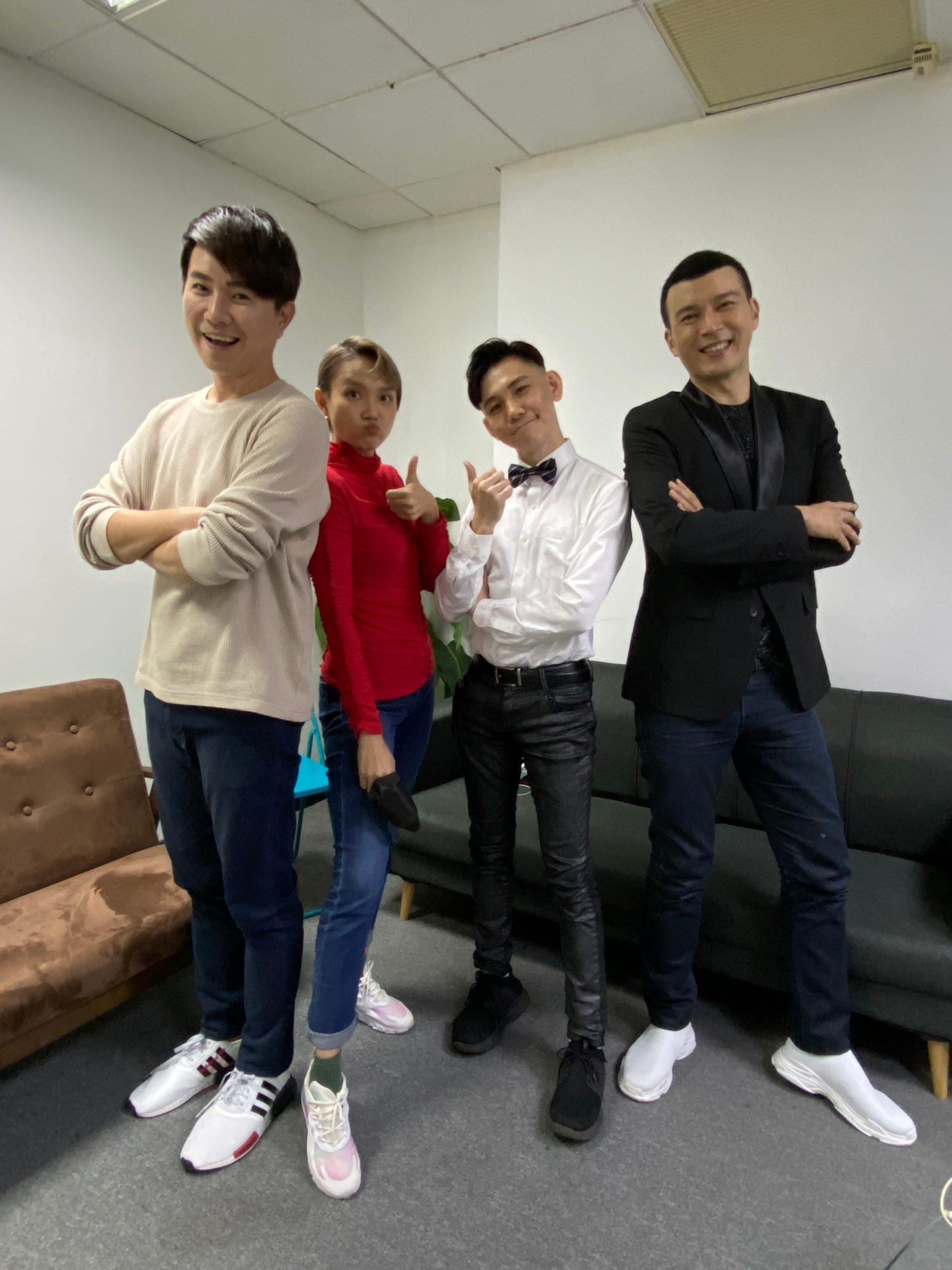 《盛放18点亮台庆》|叶俊岑抖黑箱内幕 叶剑锋急撇清