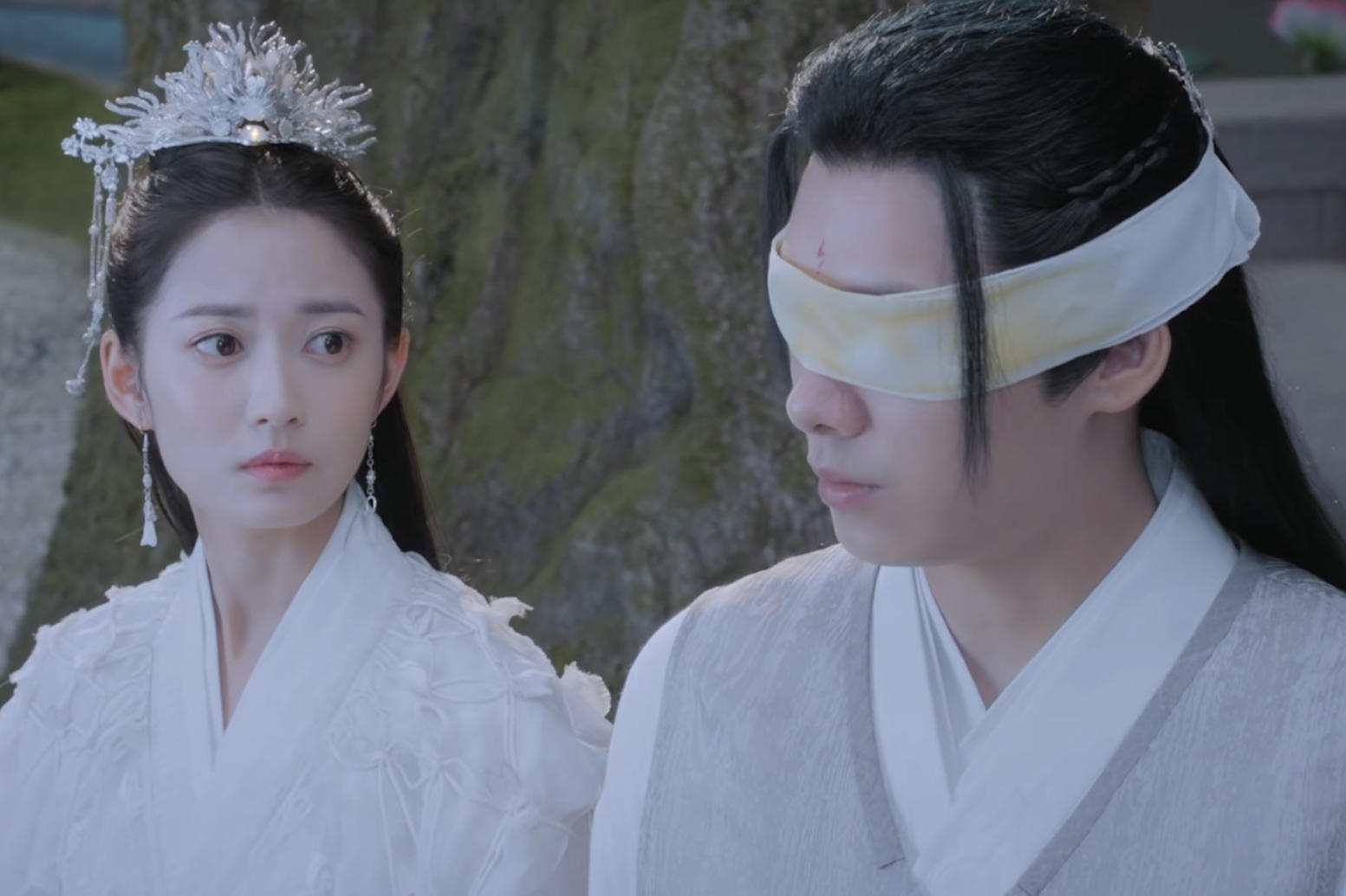 《镜·双城》毁了? 李易峰颜值演技遭狠批